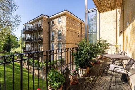 Chambers Park Hill, London, SW20