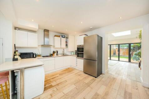 Bronson Road, West Wimbledon