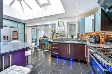 Beverley Way, London, SW20