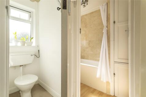 Westcoombe Avenue, London, SW20