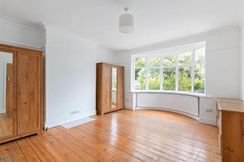 Fairway, Raynes Park