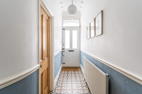 Lydon Road, London, SW4