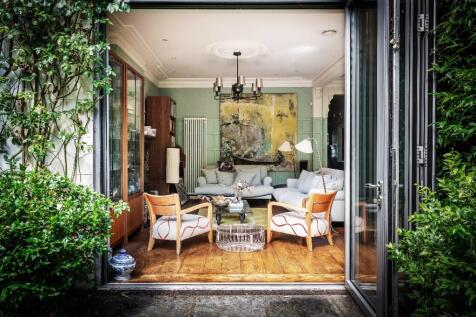 Sheen Road, Richmond, London