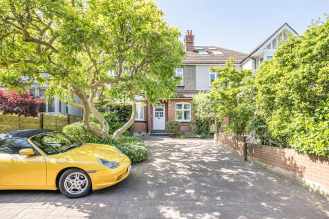 Queens Road, Richmond, TW10