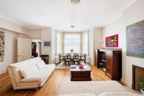 Hamilton Court, Longridge Road, London, SW5