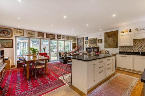 Field Lane, Teddington TW11
