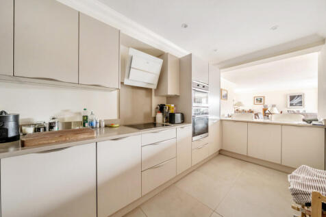 Regatta House, 32 Twickenham Road, Teddington, TW11