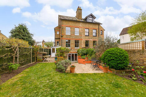 Bridgeman Road, Teddington, TW11