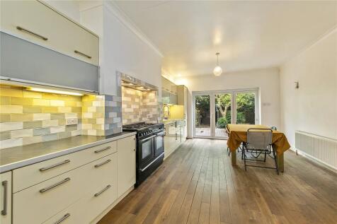 St. Marks Road, Teddington