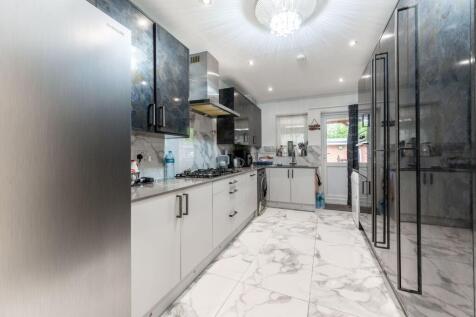 Coniston Avenue, Perivale, Greenford, UB6