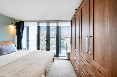 130 Barlby Road, London, W10