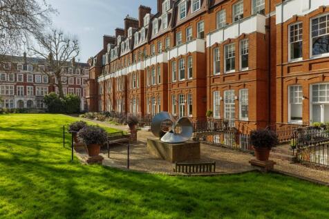 Evelyn Gardens, London, SW7