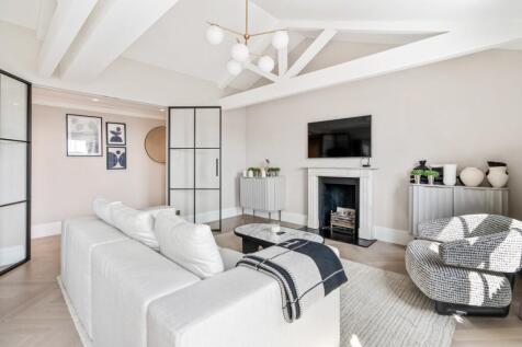 Onslow Gardens, Knightsbridge, London, SW7