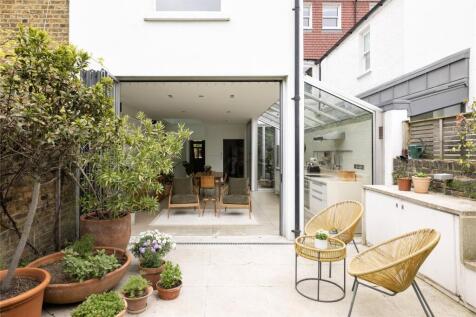 Wallingford Avenue, London, W10