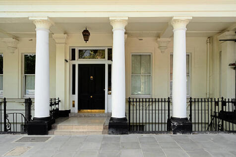 Queen's Gate, London, SW7