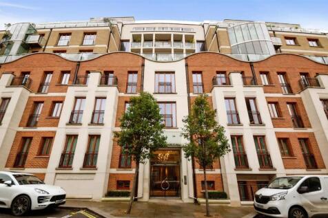 LANCELOT PLACE, London, SW7