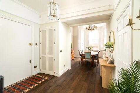 Queensberry Place, South Kensington, London, SW7