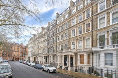 Ashburn Gardens, London, SW7