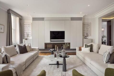 Ennismore Gardens, London, SW7