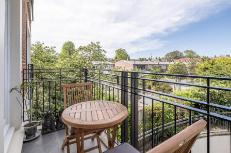 Clevedon Road, TWICKENHAM, TW1