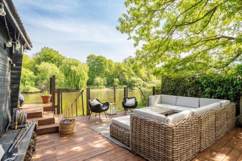Strawberry Vale, Strawberry Hill