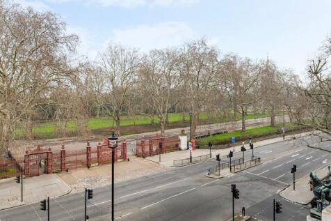 Queen's Gate, London, SW7