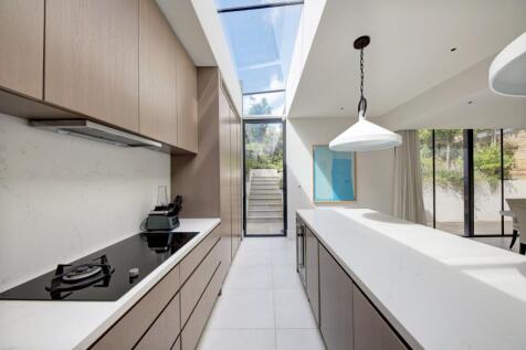 St. Anns Villas, Holland Park