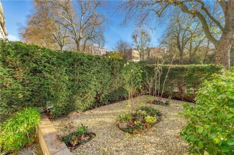 Holland Park Avenue, Holland Park, W11
