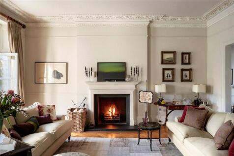 Royal Crescent, Holland Park, London, W11