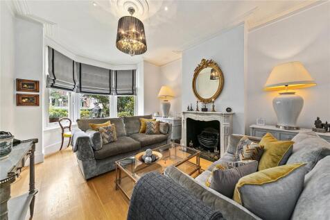 Pagoda Avenue, Richmond, TW9