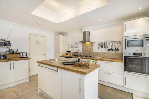 Barlow Road, Acton