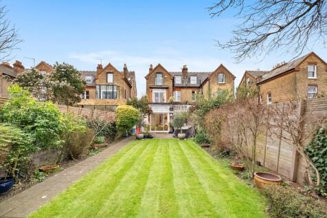 Chiswick Lane, London W4