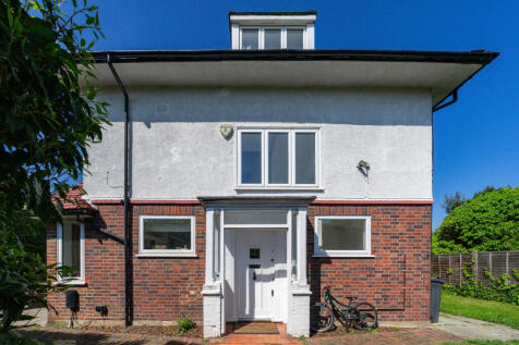 Chesterfield Road, London, W4
