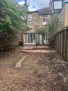 Cedars Road, London, W4