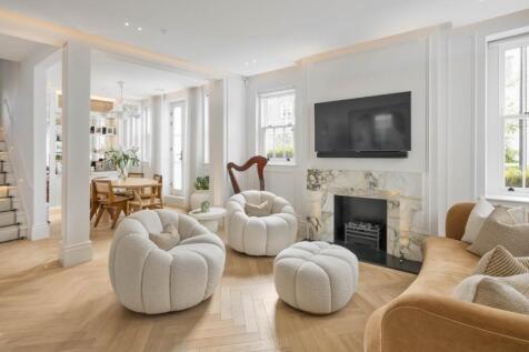 Campden Hill Road, Kensington, London
