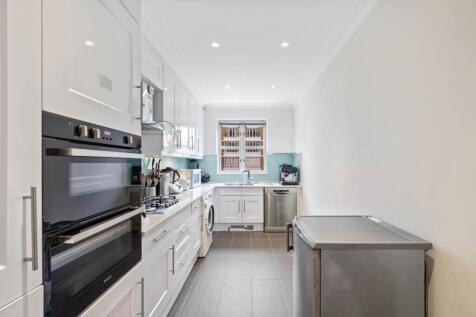 Rowan Lodge, Kensington Green, W8