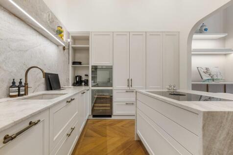 De Vere Gardens, London, W8