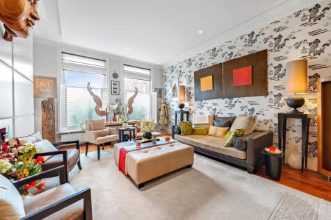 Campden Hill Road, London, W8