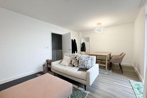 Villiers Gardens, London, E20