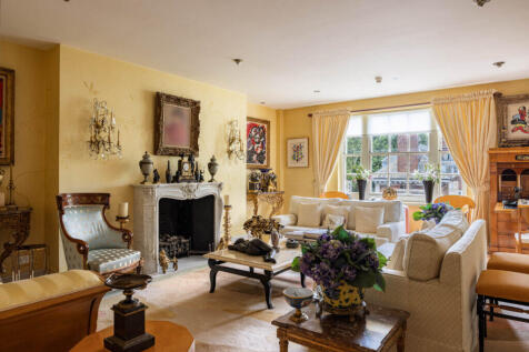 Melbury Court