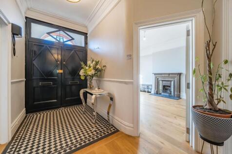 Granville Gardens, Ealing, W5
