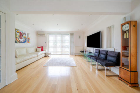 Mount Avenue, Ealing, W5
