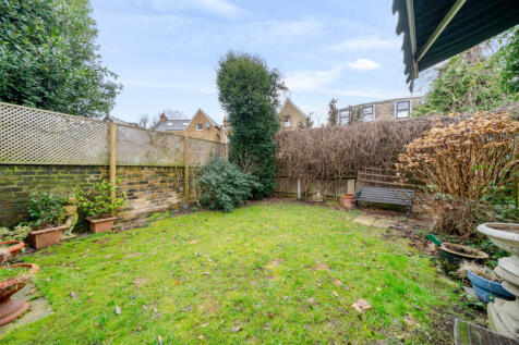 Mountfield Road, Ealing, W5