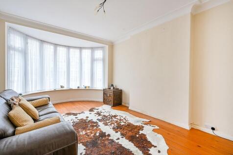 Baronsmede, Ealing, London, W5