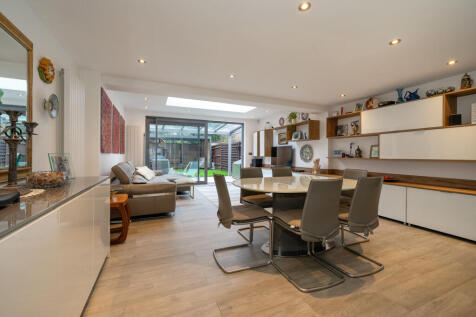 Park View Road, Ealing, W5