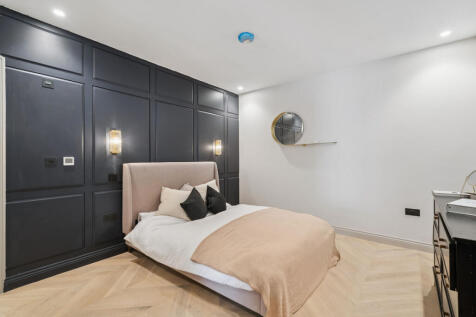 Gordon Road, Ealing, W5