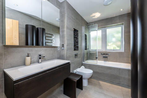 The Ridings, Ealing, W5