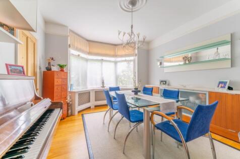 Winscombe Crescent, W5