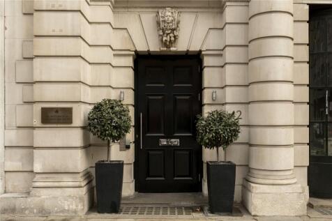 Kingsway, 
Holborn, WC2B