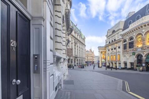 Wellington Street, Covent Garden, London, WC2E